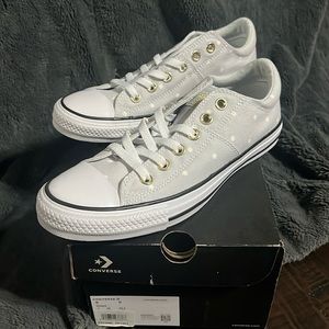 Brand New Women’s Converse